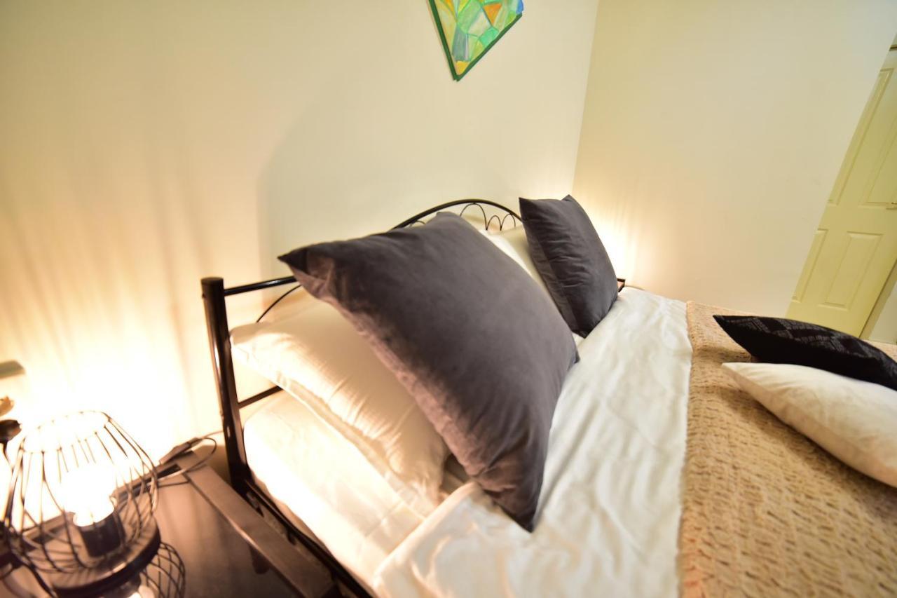 Flh - A&M Central Studio Apartment ซีบิว ภายนอก รูปภาพ